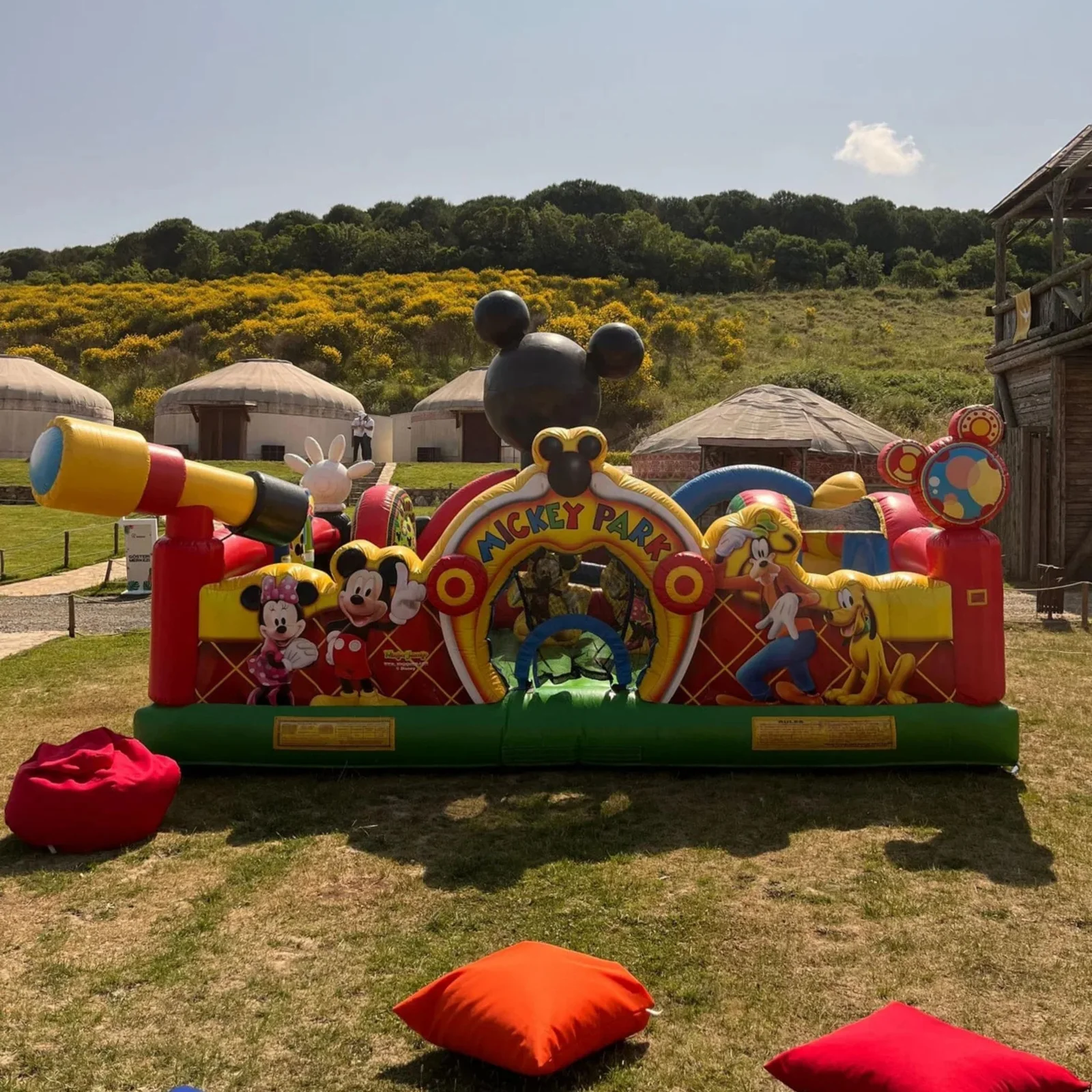 Kirala Bizden Mickey Park şişme oyun alanı kiralama